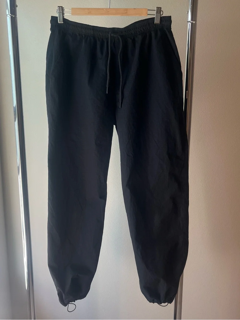 Reigning Champ Size Medium Drawstring Jogger Pants in Black GUC